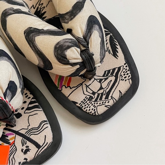 Farm Rio Stripes Puffy Flip Flop - Picture 6 of 9